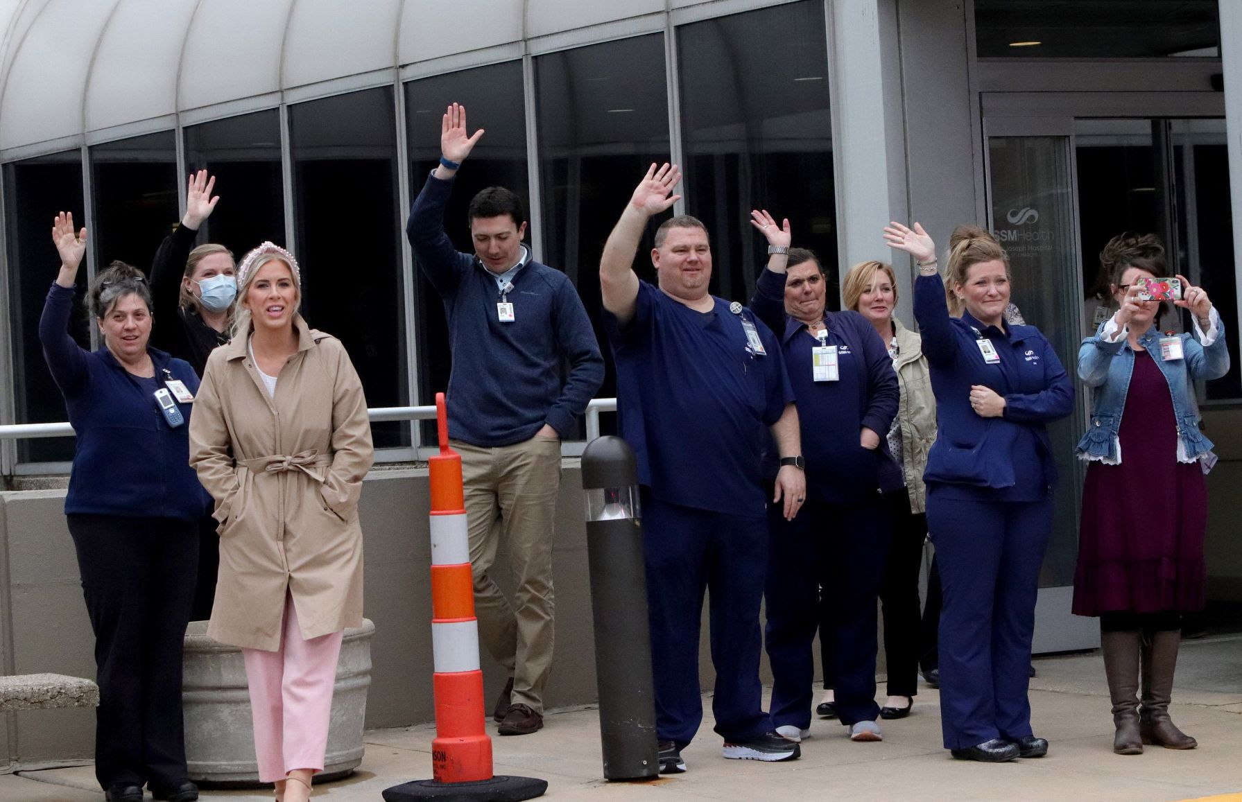 St. Charles FD and PD applaud SSM Hospital workers